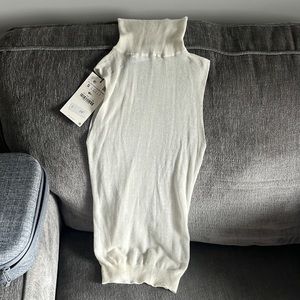 Zara women’s white turtleneck
